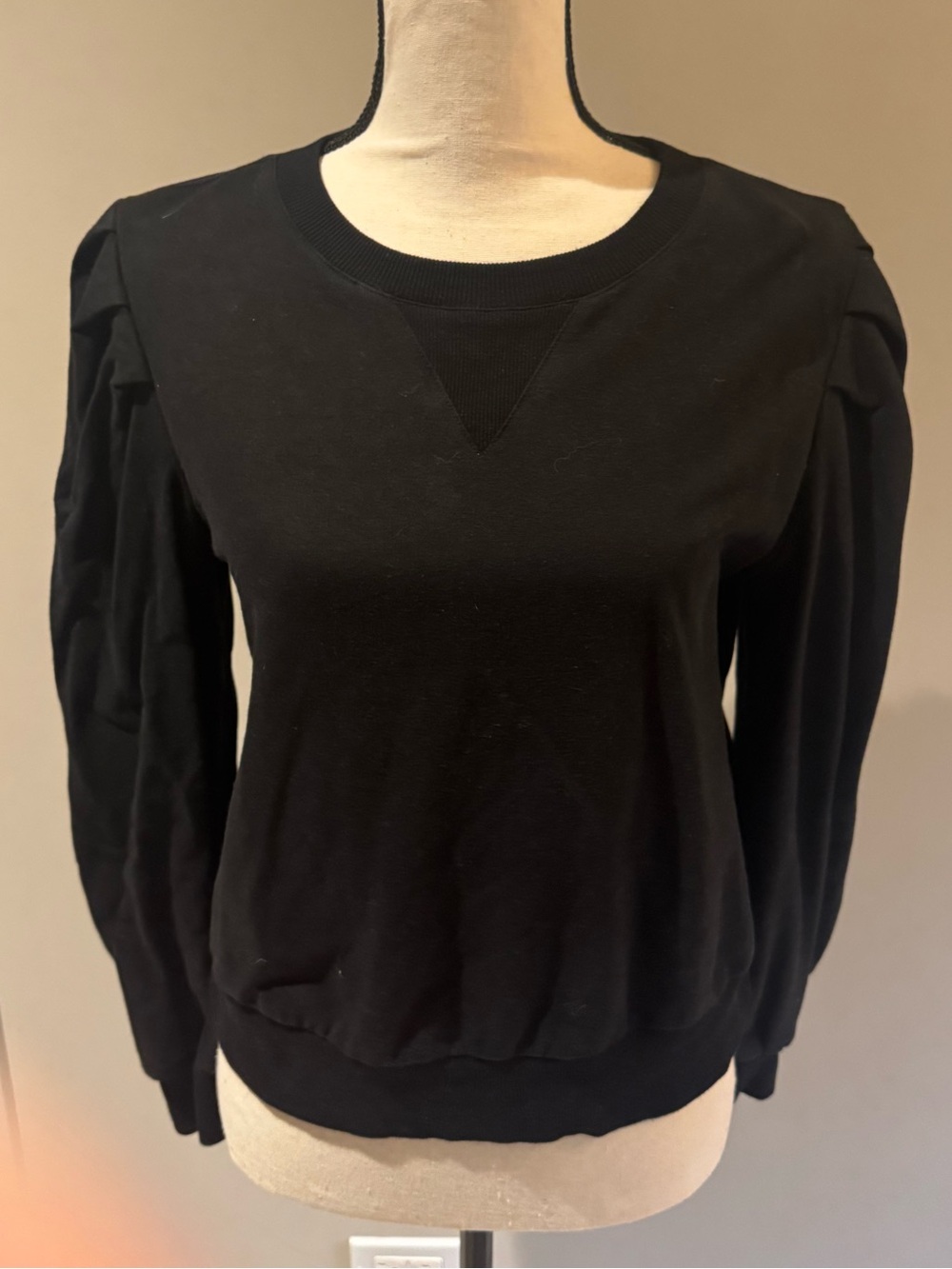 Sugarlips Black Puff-Sleeve Crewneck Sweatshirt